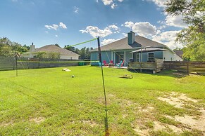 < 1 Mi to Beach - Home w/ Deck & Yard in Waveland!