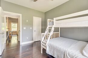 < 1 Mi to Beach - Home w/ Deck & Yard in Waveland!