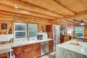 Cabin ~ 1 Mi to Lake Gregory & Hiking!