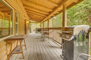 Cabin ~ 1 Mi to Lake Gregory & Hiking!