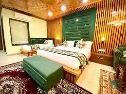 Hotel Woodville Inn - Hotel in Mcleodganj