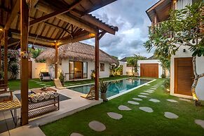 House of Bagera by Alfred in Bali - Tropical Family Dream Villa in Sem