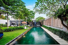 Loft Volcano by Alfred in Bali - Stylish 2 BR Loft w Pool Garden Ricef