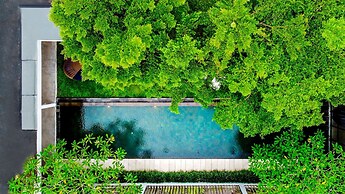 Loft Volcano by Alfred in Bali - Stylish 2 BR Loft w Pool Garden Ricef