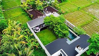 Loft Volcano by Alfred in Bali - Stylish 2 BR Loft w Pool Garden Ricef