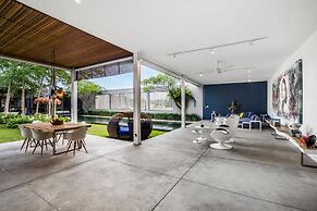 Loft Volcano by Alfred in Bali - Stylish 2 BR Loft w Pool Garden Ricef