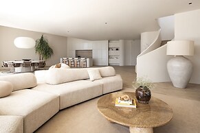 Villa Kaiyo by Alfred in Bali - Brand NEW Luxury 4BR Ocean View Villa 