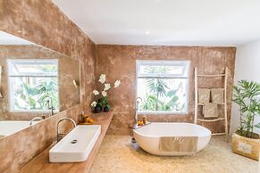 Villa M by Alfred in Bali - Stunning Family Villa With Pool at Seminya
