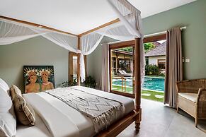 Villa Nabi by Alfred in Bali - New Family 5BR Villa Next to Seminyak B