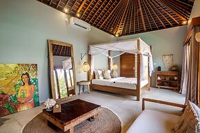 Villa Nabi by Alfred in Bali - New Family 5BR Villa Next to Seminyak B
