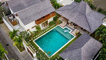 Villa Nabi by Alfred in Bali - New Family 5BR Villa Next to Seminyak B