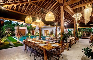 Villa Nabi by Alfred in Bali - New Family 5BR Villa Next to Seminyak B