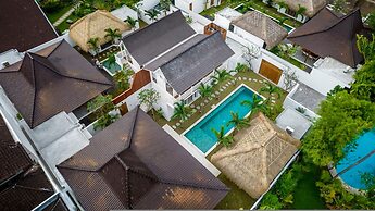 Villa Cyma by Alfred in Bali - New Peaceful 5 BR Villa in the Heart of