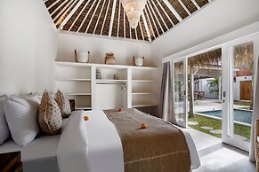 Villa Cyma by Alfred in Bali - New Peaceful 5 BR Villa in the Heart of