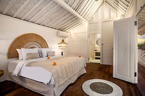 Villa Cyma by Alfred in Bali - New Peaceful 5 BR Villa in the Heart of
