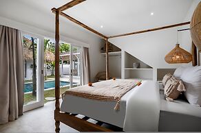 Villa Cyma by Alfred in Bali - New Peaceful 5 BR Villa in the Heart of