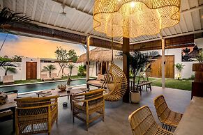 Villa Folie by Alfred in Bali - New 5bdr Dream Villa in the Heart of S