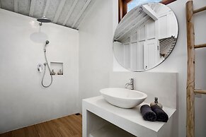 Villa Folie by Alfred in Bali - New 5bdr Dream Villa in the Heart of S