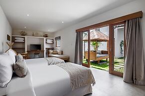 Villa Folie by Alfred in Bali - New 5bdr Dream Villa in the Heart of S