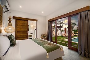 Villa Folie by Alfred in Bali - New 5bdr Dream Villa in the Heart of S
