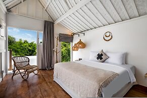 Villa Folie by Alfred in Bali - New 5bdr Dream Villa in the Heart of S