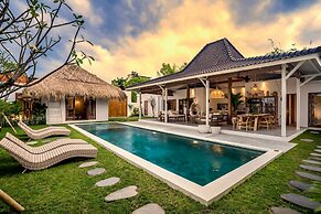 Villa Folie by Alfred in Bali - New 5bdr Dream Villa in the Heart of S