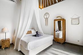 Villa Nakal by Alfred in Bali - Tropical Bliss 4BD Villa w Private Poo