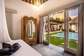 Villa Nakal by Alfred in Bali - Tropical Bliss 4BD Villa w Private Poo