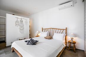 Villa Nakal by Alfred in Bali - Tropical Bliss 4BD Villa w Private Poo