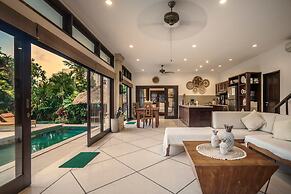 Villa Gading by Alfred in Bali - Stunning 4BD Villa in the Heart of Se