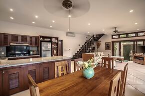 Villa Gading by Alfred in Bali - Stunning 4BD Villa in the Heart of Se