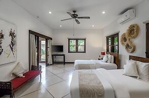 Villa Gading by Alfred in Bali - Stunning 4BD Villa in the Heart of Se