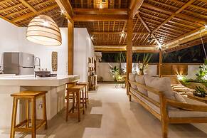 Villa Namu by Alfred in Bali - Family 5 BD Dream in Seminyak Oberoi Be