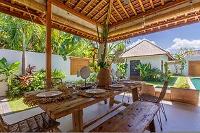 Villa Namu by Alfred in Bali - Family 5 BD Dream in Seminyak Oberoi Be