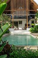 Villa Chempaka by Alfred in Bali - New Luxe Tropical 4BR Dream Villa i