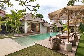 Villa Chempaka by Alfred in Bali - New Luxe Tropical 4BR Dream Villa i