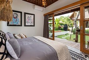 Villa Chempaka by Alfred in Bali - New Luxe Tropical 4BR Dream Villa i