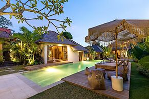 Villa Chempaka by Alfred in Bali - New Luxe Tropical 4BR Dream Villa i