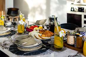 Villa Chempaka by Alfred in Bali - New Luxe Tropical 4BR Dream Villa i