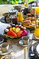 Villa Chempaka by Alfred in Bali - New Luxe Tropical 4BR Dream Villa i