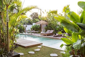 Villa Chempaka by Alfred in Bali - New Luxe Tropical 4BR Dream Villa i
