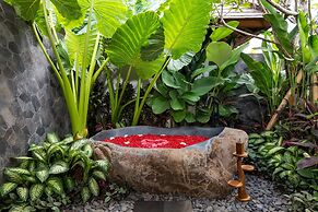 Villa Chempaka by Alfred in Bali - New Luxe Tropical 4BR Dream Villa i