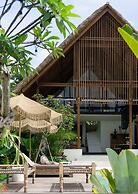 Villa Chempaka by Alfred in Bali - New Luxe Tropical 4BR Dream Villa i
