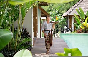 Villa Chempaka by Alfred in Bali - New Luxe Tropical 4BR Dream Villa i