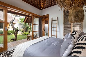Villa Chempaka by Alfred in Bali - New Luxe Tropical 4BR Dream Villa i