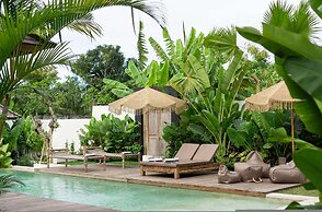 Villa Chempaka by Alfred in Bali - New Luxe Tropical 4BR Dream Villa i
