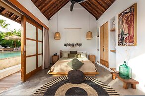 Villa Chempaka by Alfred in Bali - New Luxe Tropical 4BR Dream Villa i