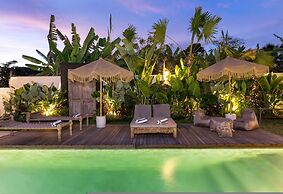 Villa Chempaka by Alfred in Bali - New Luxe Tropical 4BR Dream Villa i