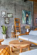 Villa Maje by Alfred in Bali - Tropical 3BD Villa w Pool Near Batu Bel