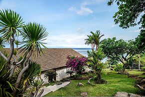 Villa Eden Roc by Alfred in Bali - Luxury Beachfront 3BR Villa With In